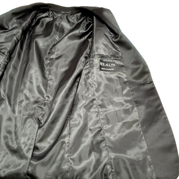 Neil Allyn Men’s Black Tuxedo Jacket Size 36R - Picture 5 of 10